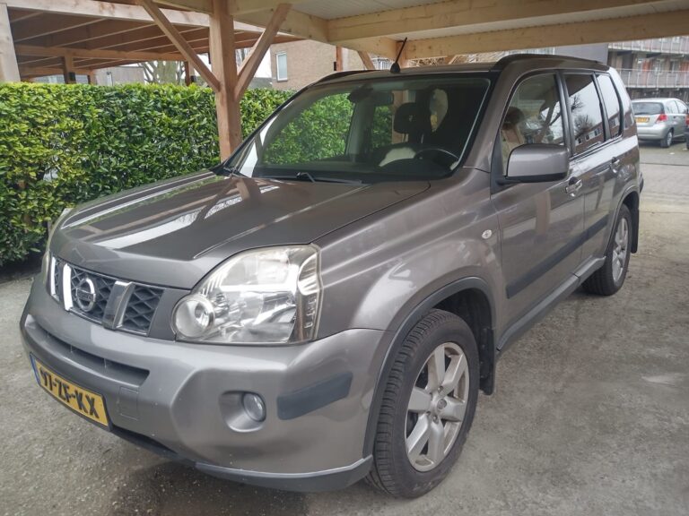 NISSAN – X-TRAIL