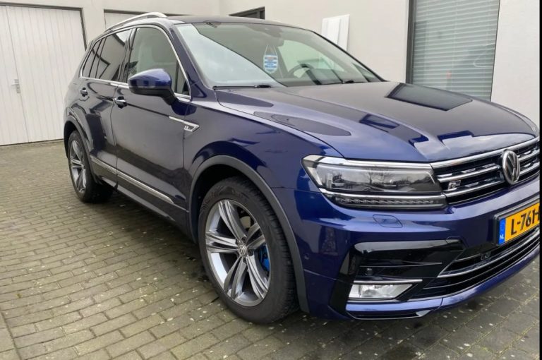 VOLKSWAGEN – TIGUAN