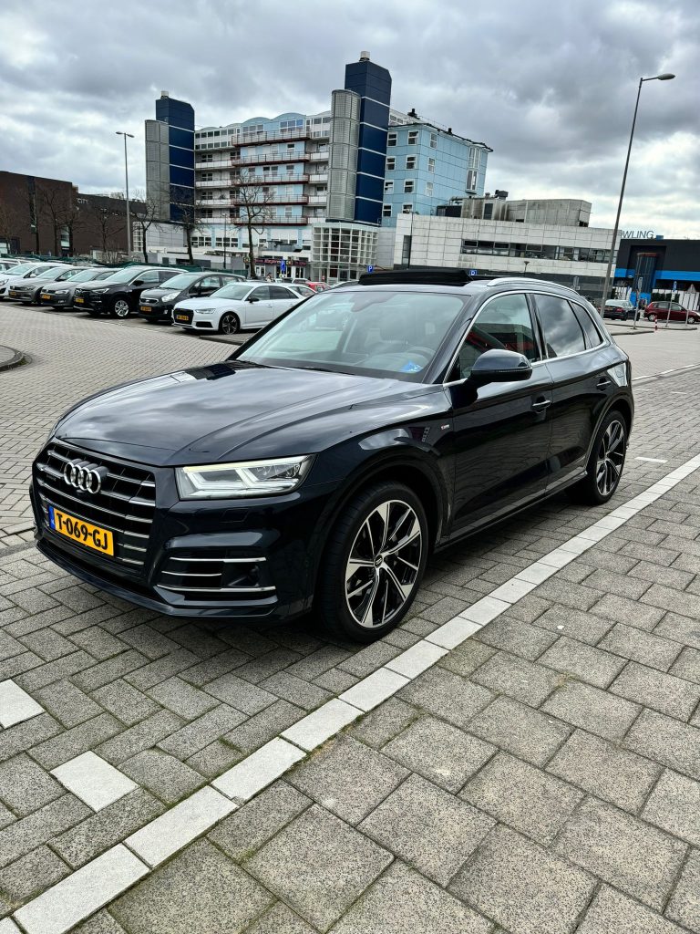 AUDI – Q5