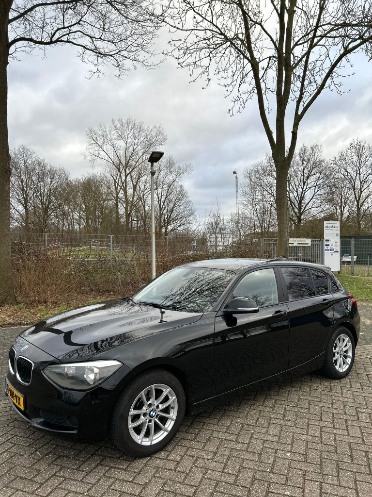 BMW 1-SERIE