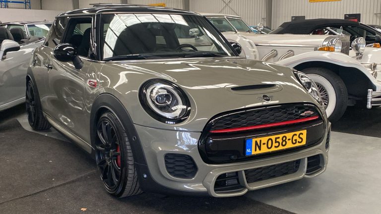 MINI – JOHN COOPER WORKS