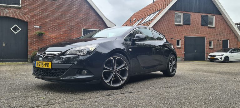 OPEL – ASTRA GTC