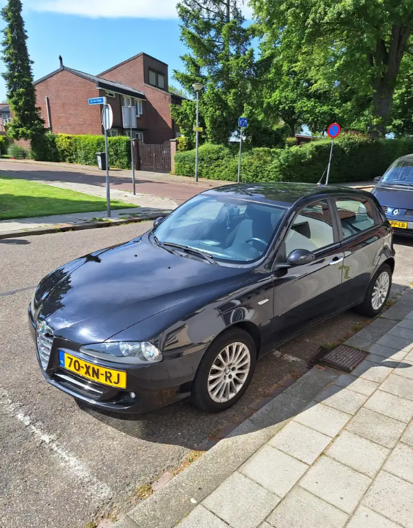 ALFA ROMEO – 147