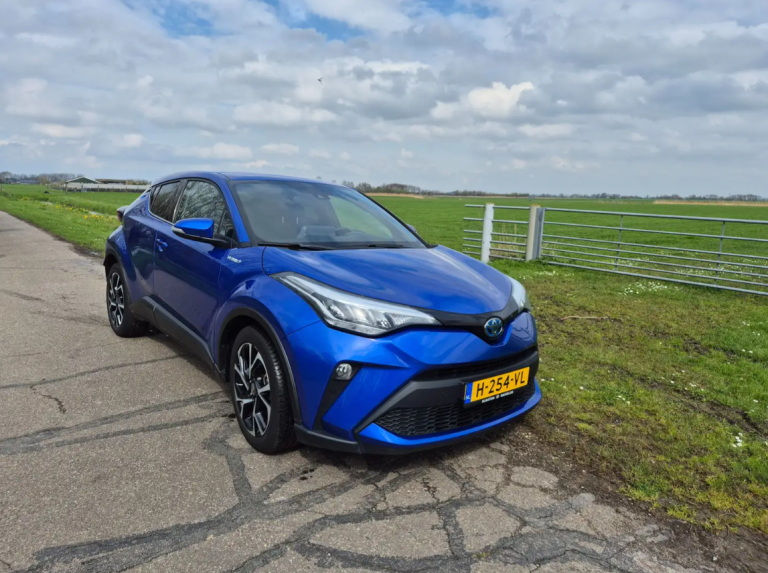 TOYOTA – C-HR