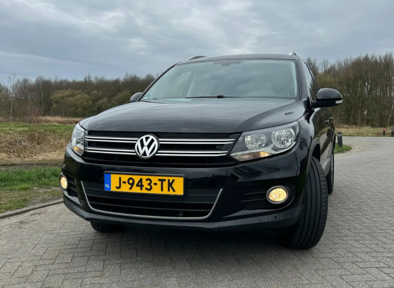 VOLKSWAGEN – TIGUAN