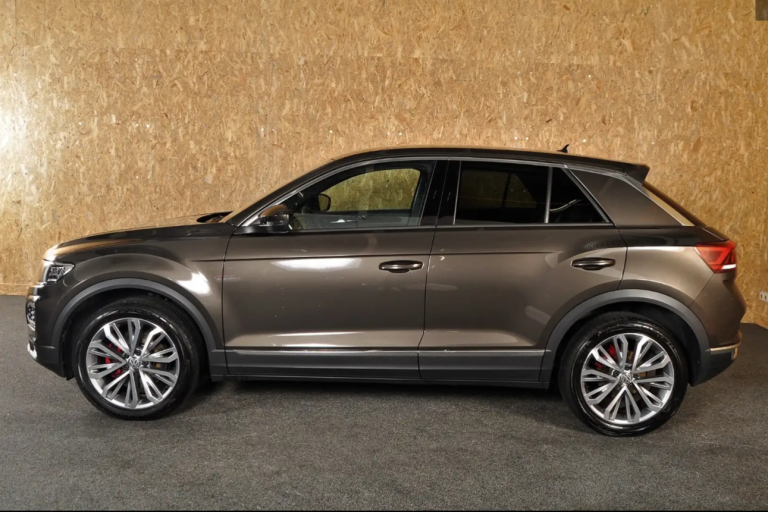 VOLKSWAGEN – T-ROC