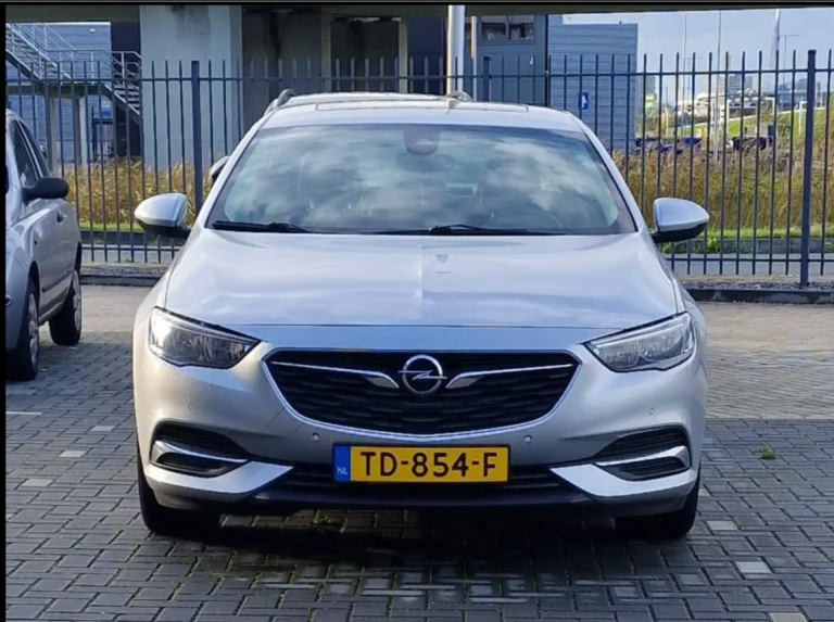 OPEL – INSIGNIA GRAND SPORT