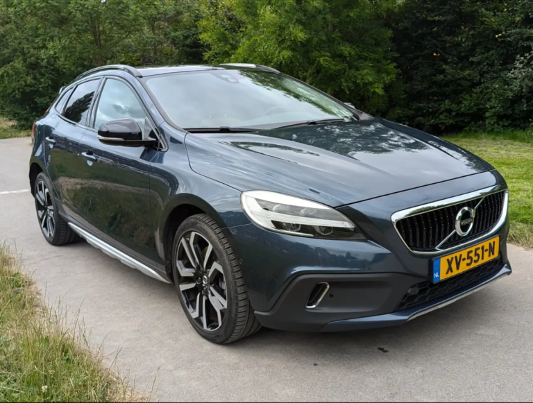 VOLVO – V40 CROSS COUNTRY