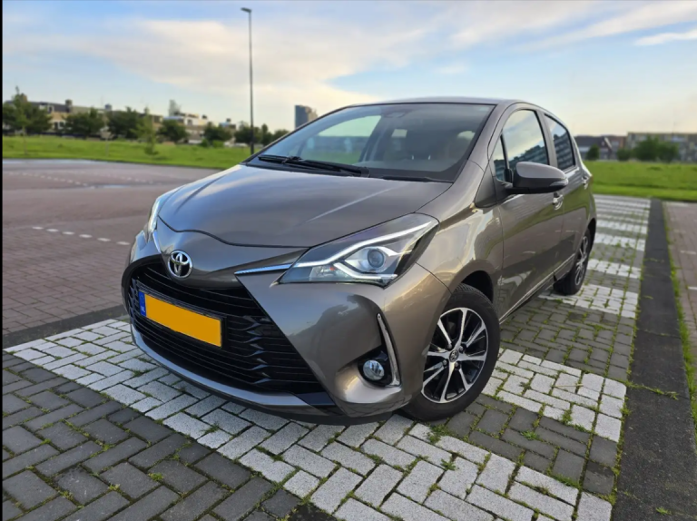 TOYOTA – YARIS