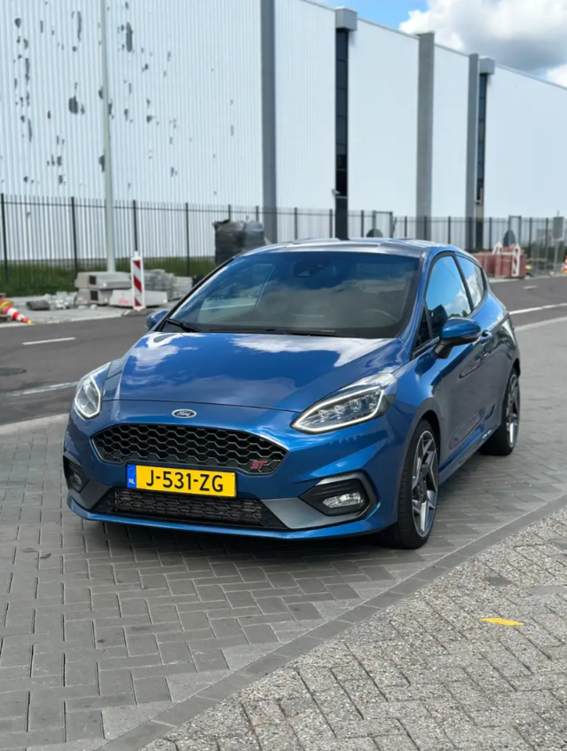 FORD – FIESTA