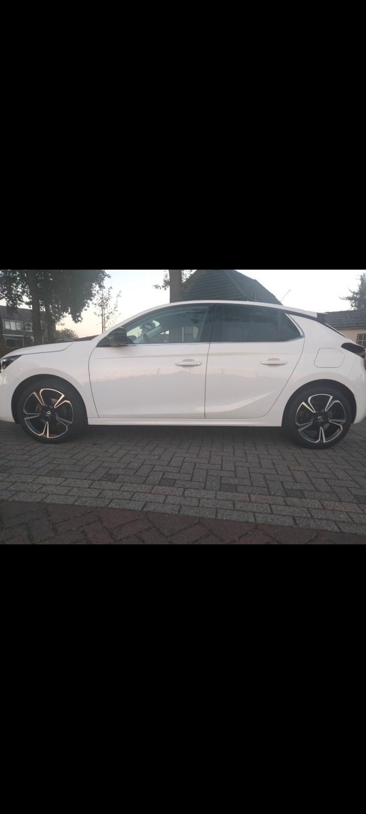 OPEL – CORSA