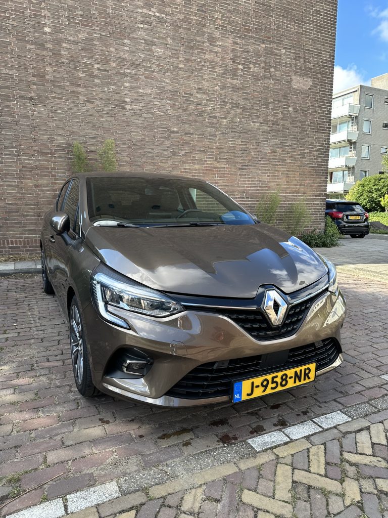 RENAULT – CLIO