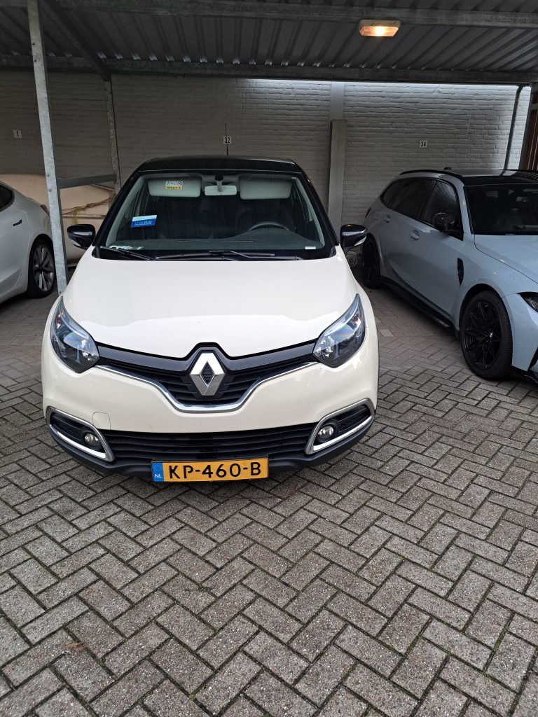 RENAULT – CAPTUR