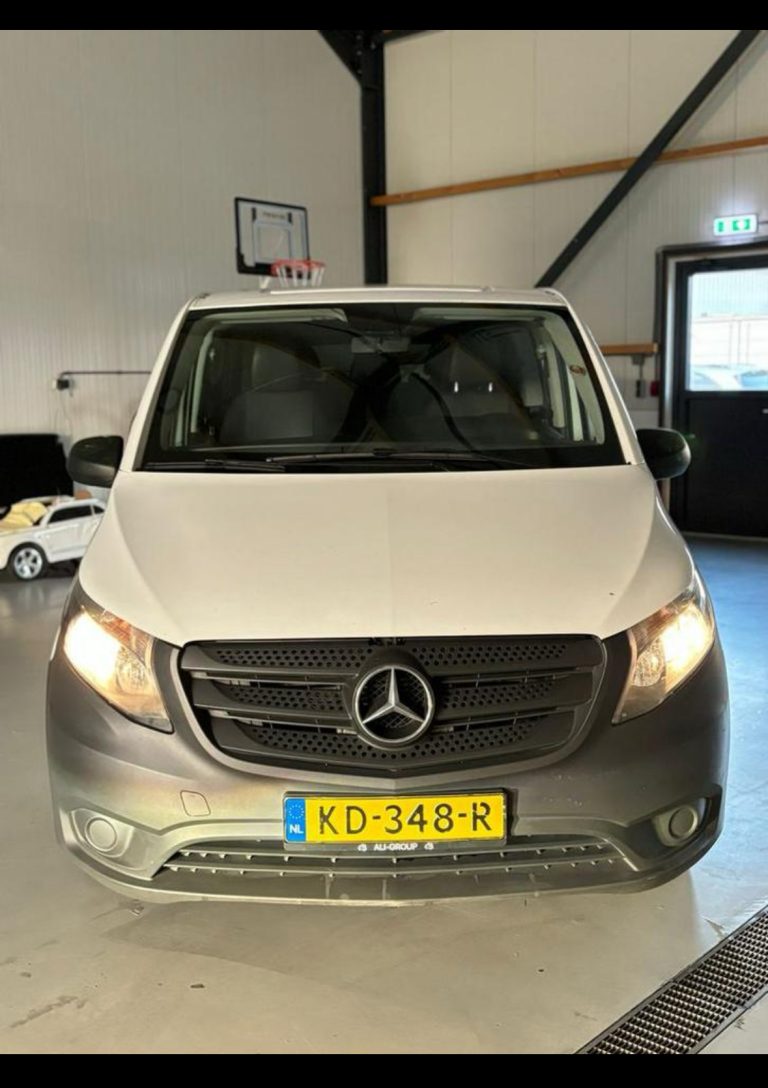 MERCEDES-BENZ – VITO TOURER