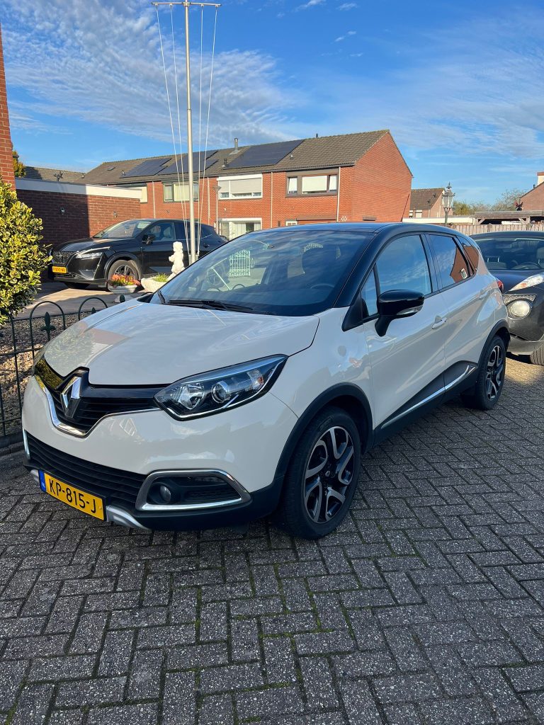 RENAULT – CAPTUR