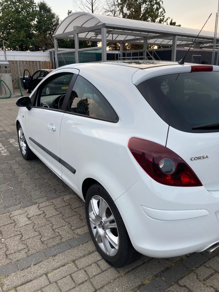 OPEL – CORSA