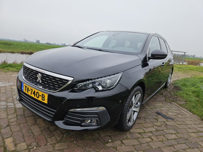 PEUGEOT – 308