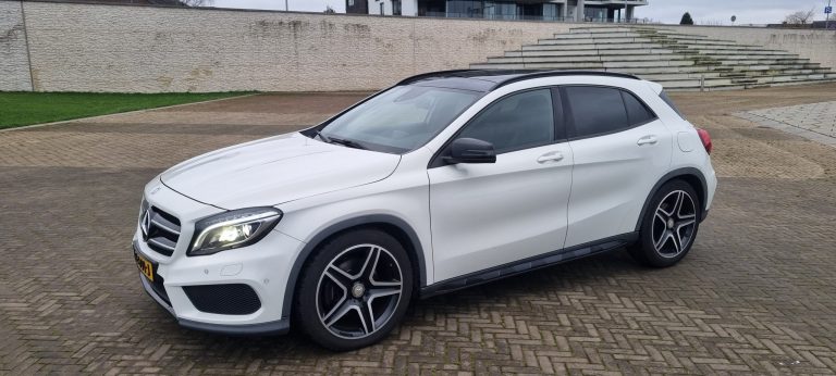 MERCEDES-BENZ – GLA- KLASSE